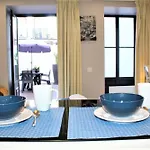 Oporto Wine Cellars Flat With Terrace Appartement