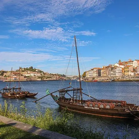 Oporto Wine Cellars Flat With Terrace Daire