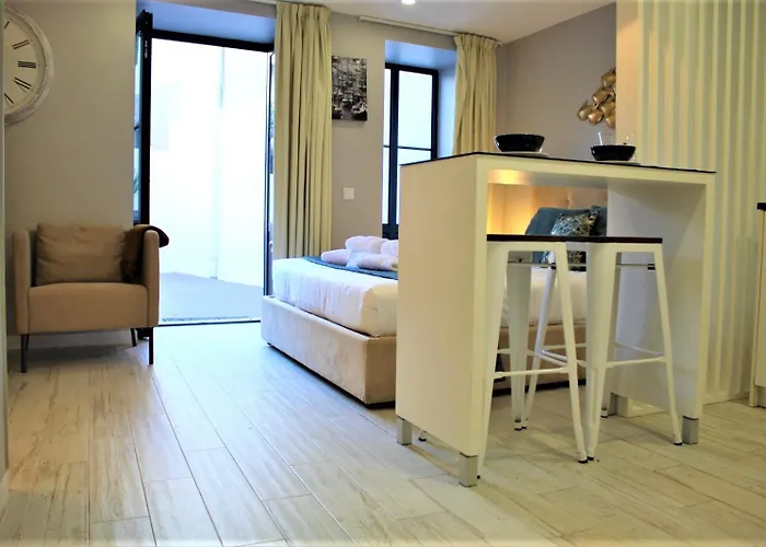 Oporto Wine Cellars Flat With Terrace * Вила-Нова-ди-Гая