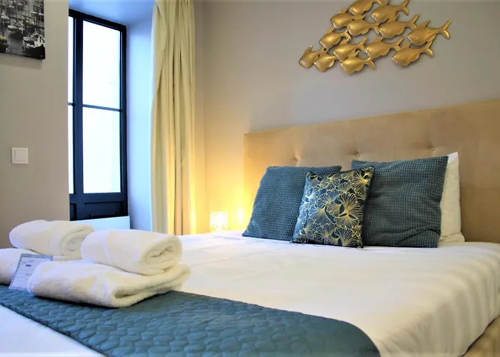 Oporto Wine Cellars Flat With Terrace